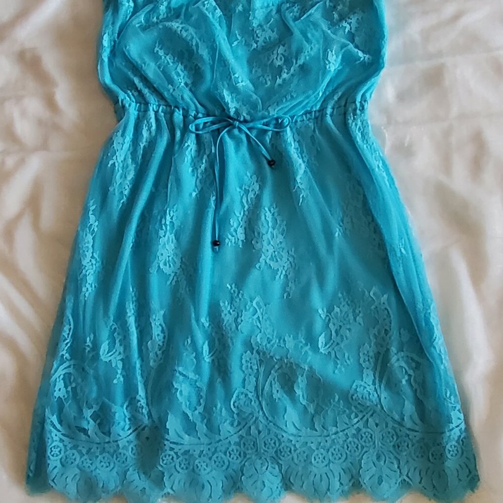 Aeropostale Lace Strapless Top